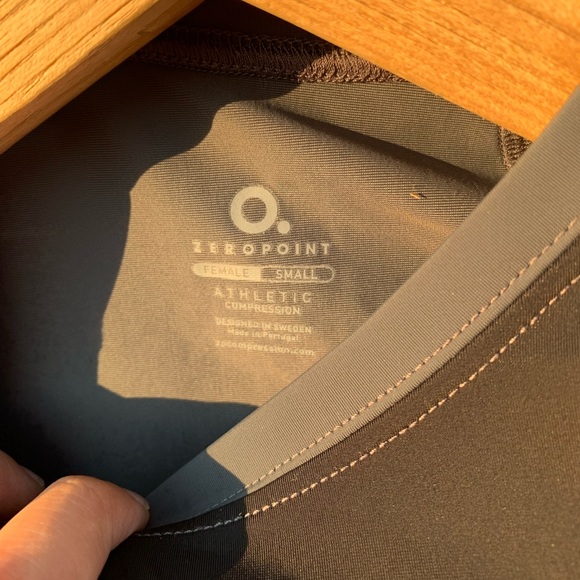 Zero Point Compression Shirt -Small - Picture 4 of 4